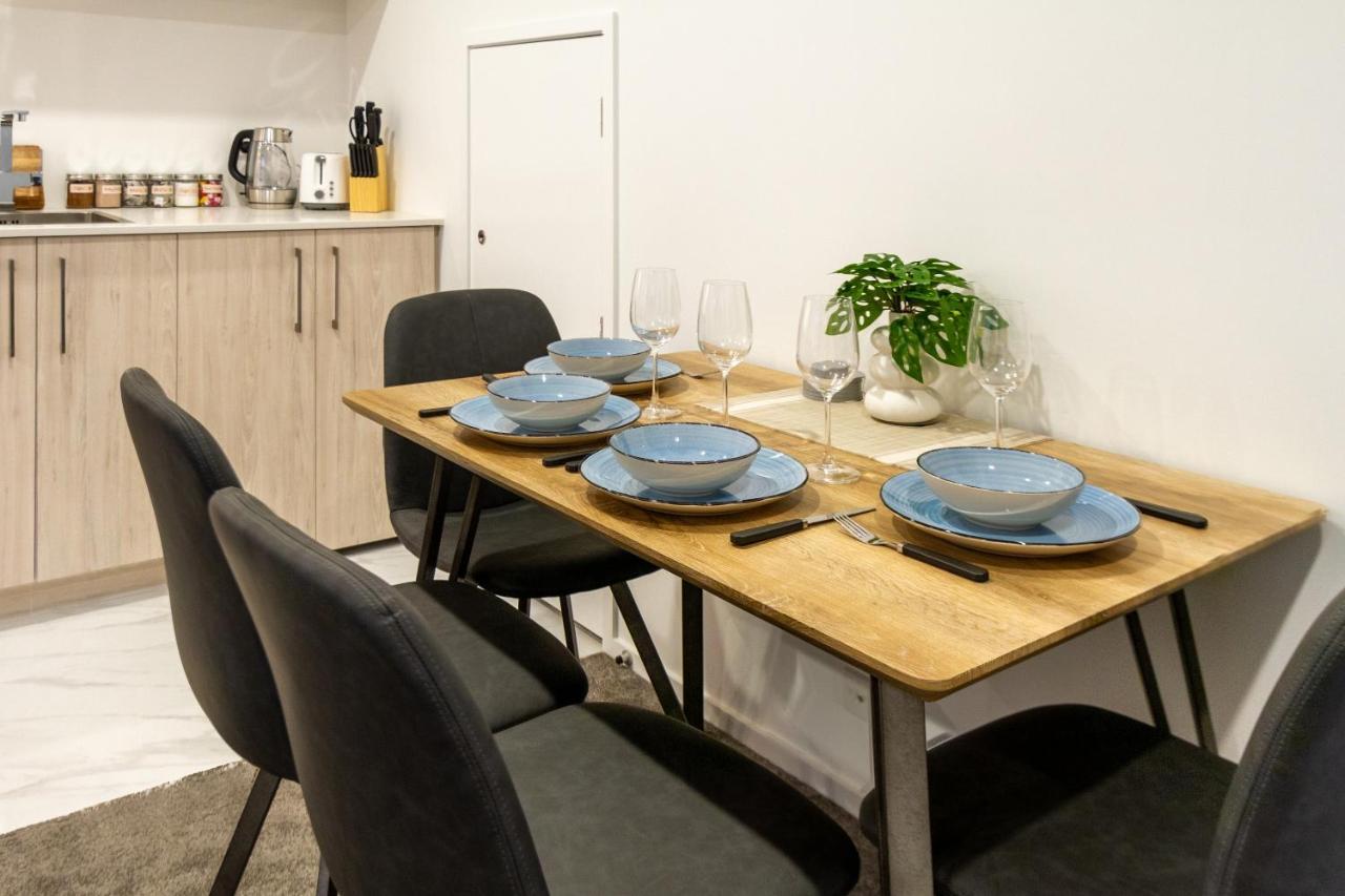 Modern City Living By Latimer Square, Cathedral Apartment Christchurch Exterior photo